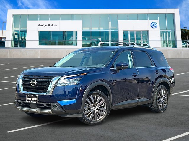 Pre-Owned 2023 Nissan Pathfinder 3.5L V-6 gasoline direct injection, DOHC, variable valve control, regular unleaded, engine with 284HP 4x4 SL 4WD
