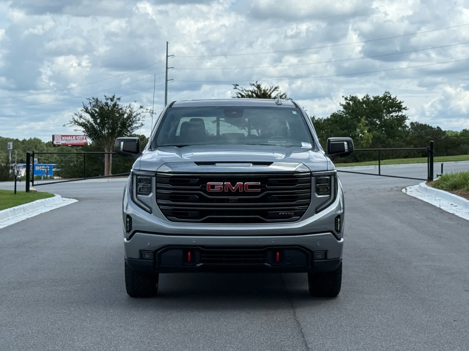Used 2023 Sterling Metallic GMC AT4 image 8
