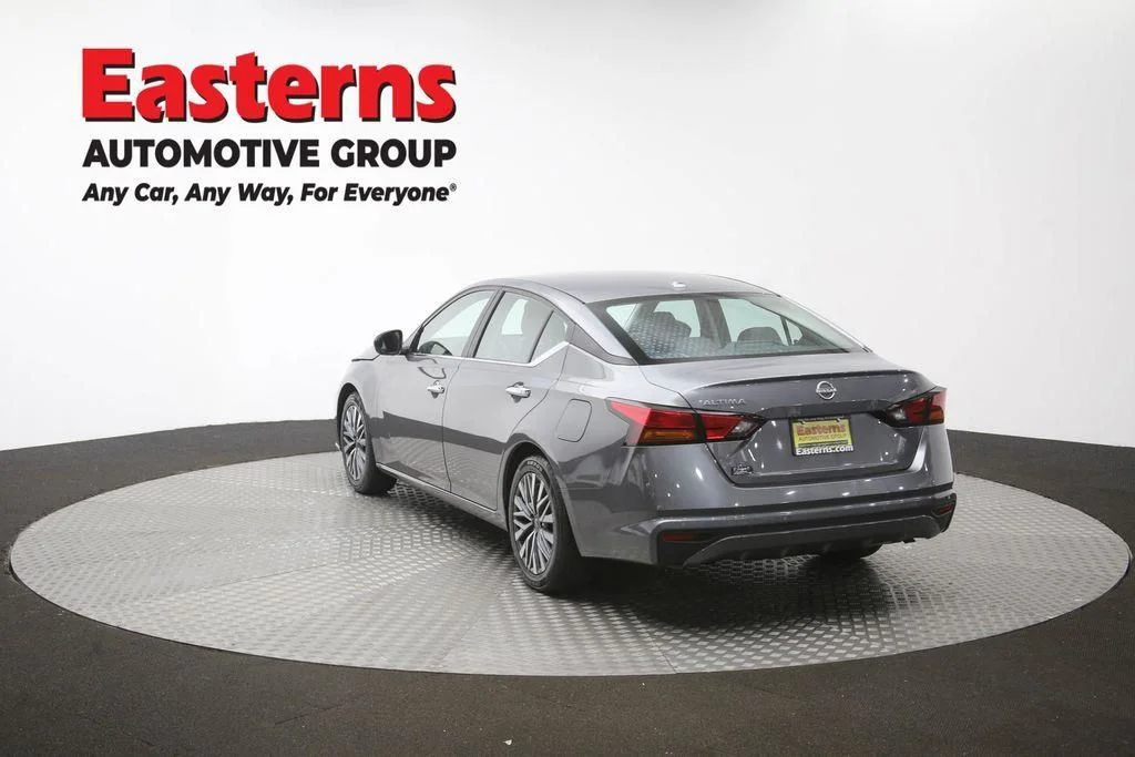 Used 2025 Gray Nissan 2.5 SV image 67