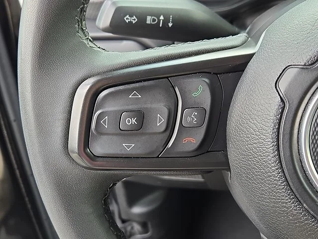Used 2025 Black Jeep Rubicon image 20