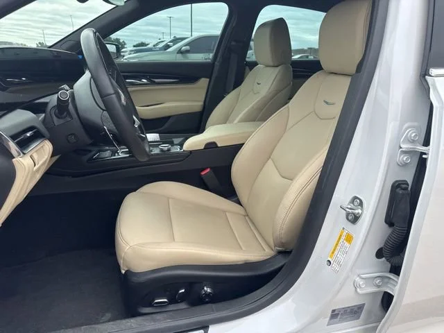 2025 Cadillac CT5 Premium Luxury - Photo 10