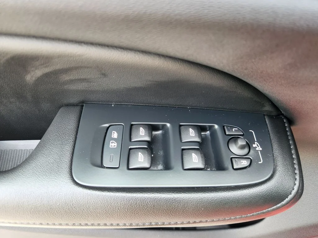Used 2024 Fusion Red Metallic Volvo Plus Dark Theme image 17