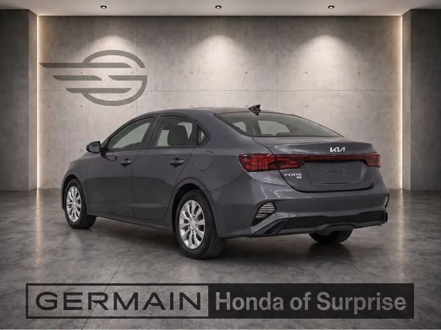 Used 2022 Gravity Gray Kia FE image 4