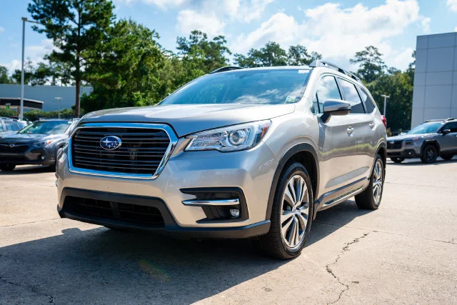 Used 2020 Tungsten Metallic Subaru Limited image 11