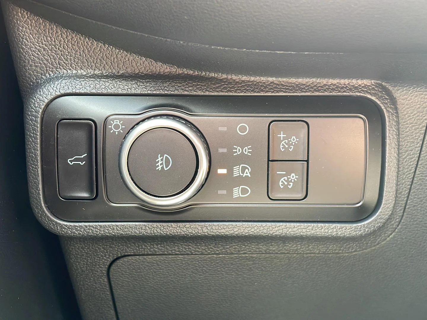 New 2026 Carbonized Gray Metallic Ford ST-Line image 12