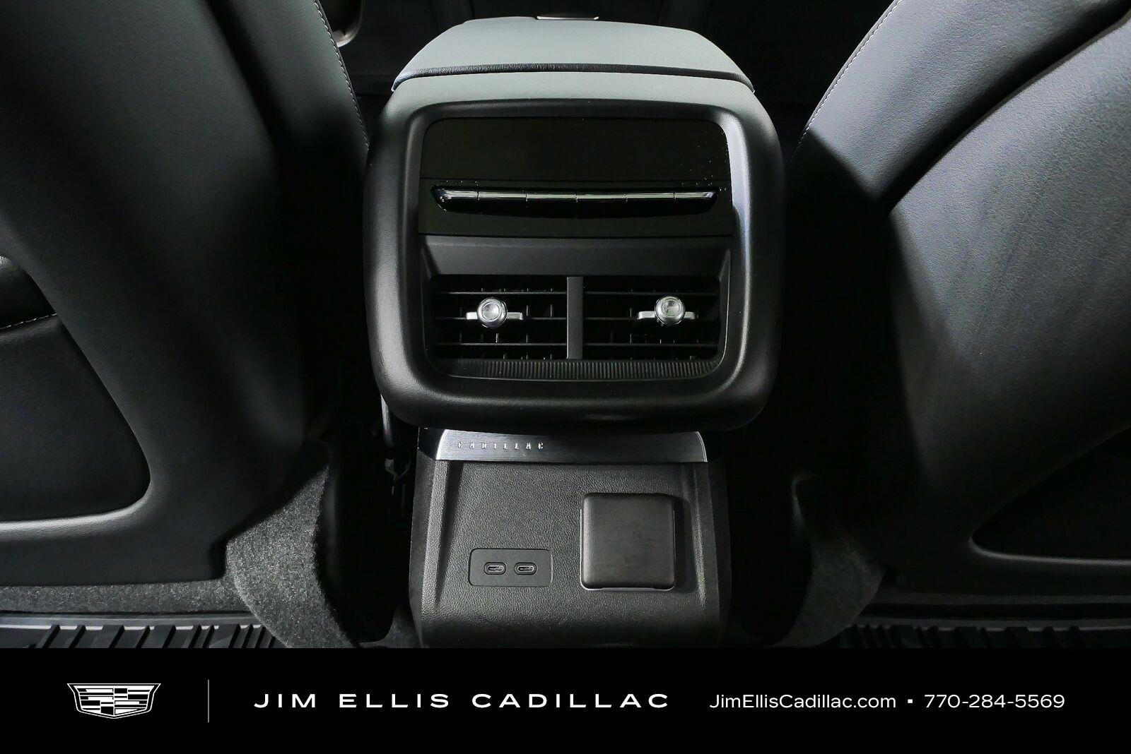 Used 2026 Emerald Lake Metallic Cadillac V-Series image 18