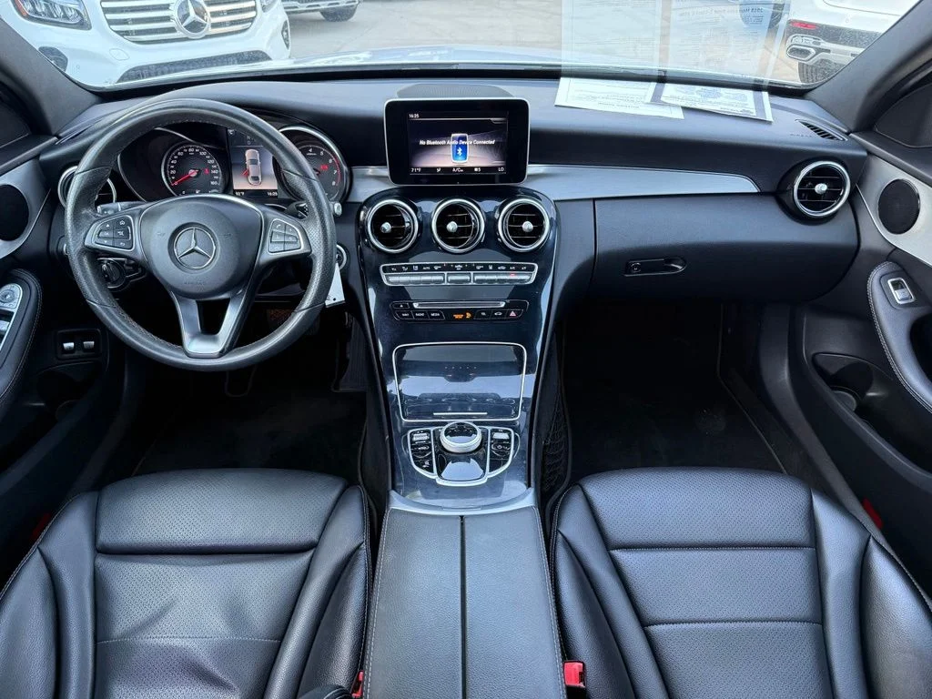 Used 2018  Mercedes-Benz C 350e image 10