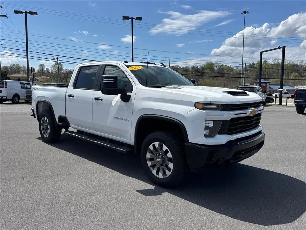 2025 Chevrolet Silverado 2500HD Custom - Photo 7