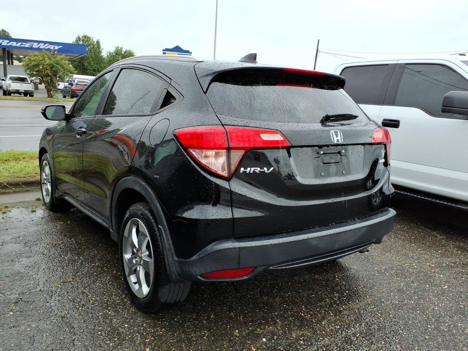 Used 2017 Crystal Black Pearl Honda EX-L Navi image 4
