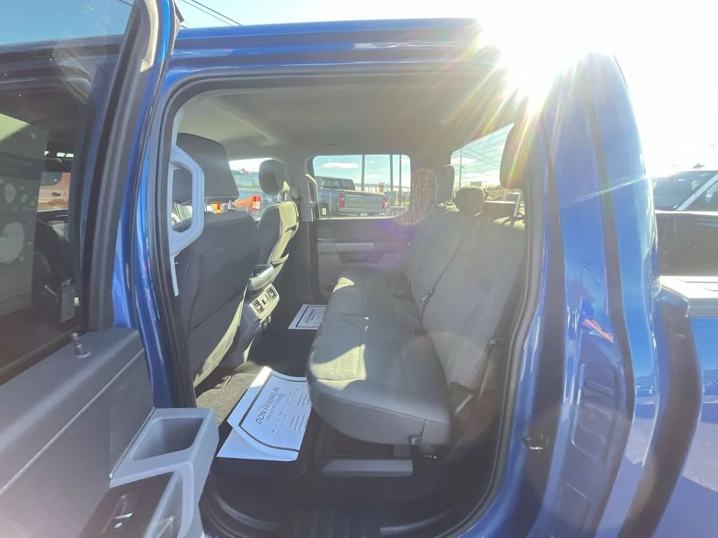Used 2024 Blue Ford XLT image 22