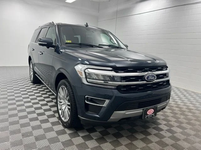 Used 2023 Blue Ford Limited image 1