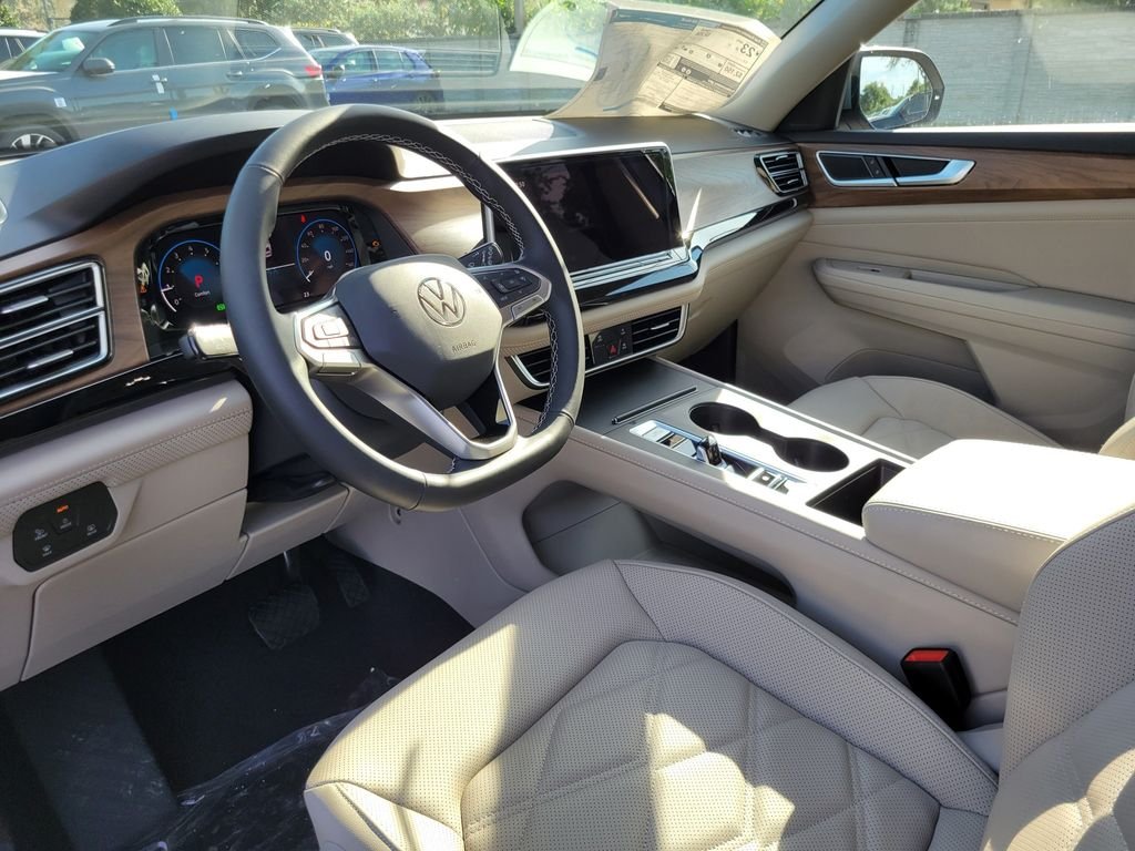 New 2026 Silver Volkswagen 2.0T SE image 10