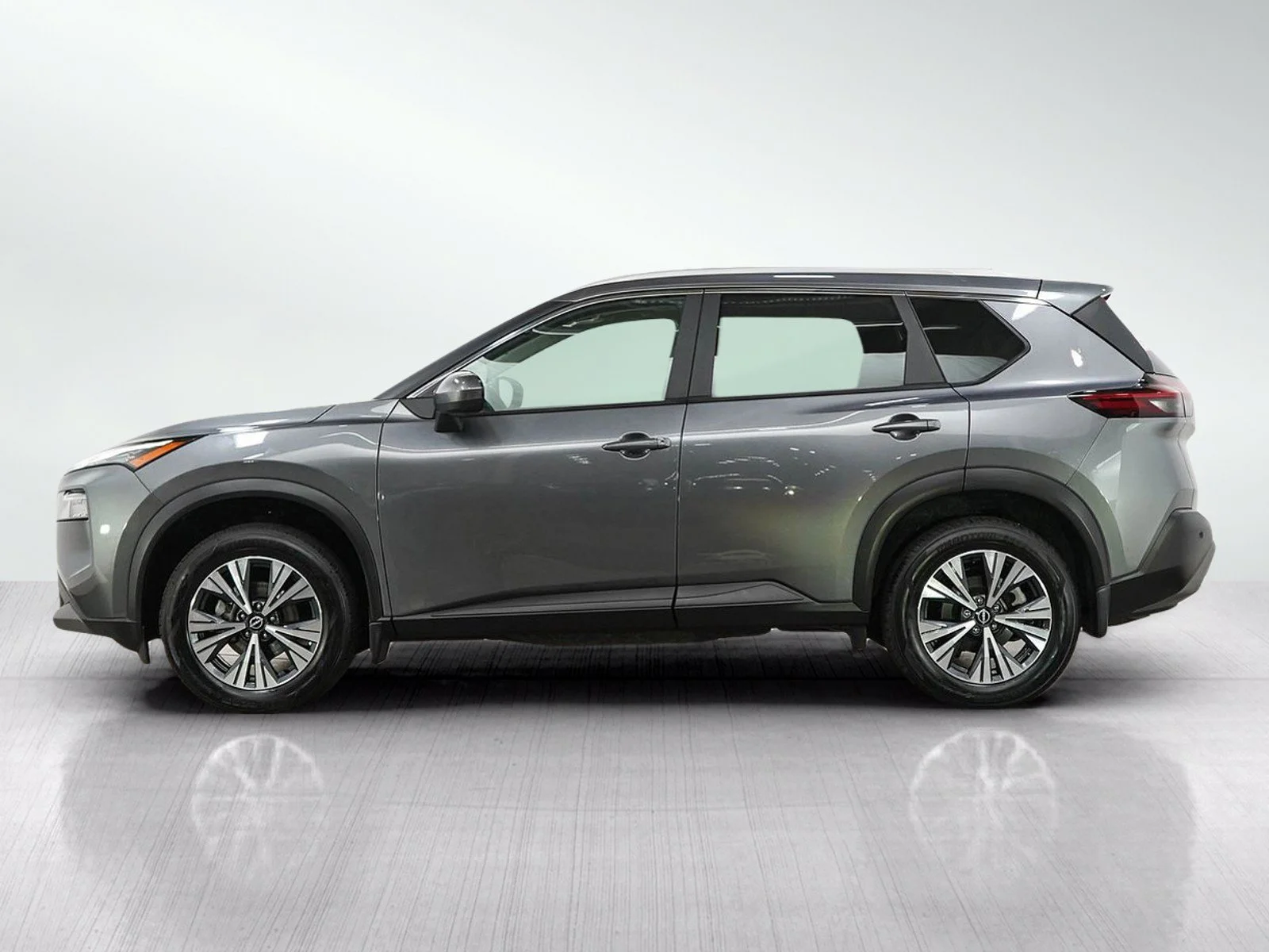 Used 2023 Nissan Rogue SV with VIN 5N1BT3BB6PC868699 for sale in Burnsville, Minnesota