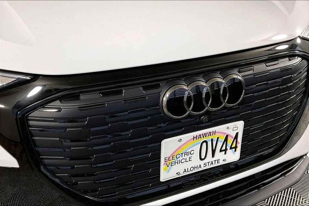 Used 2024 White Audi Premium Plus image 30