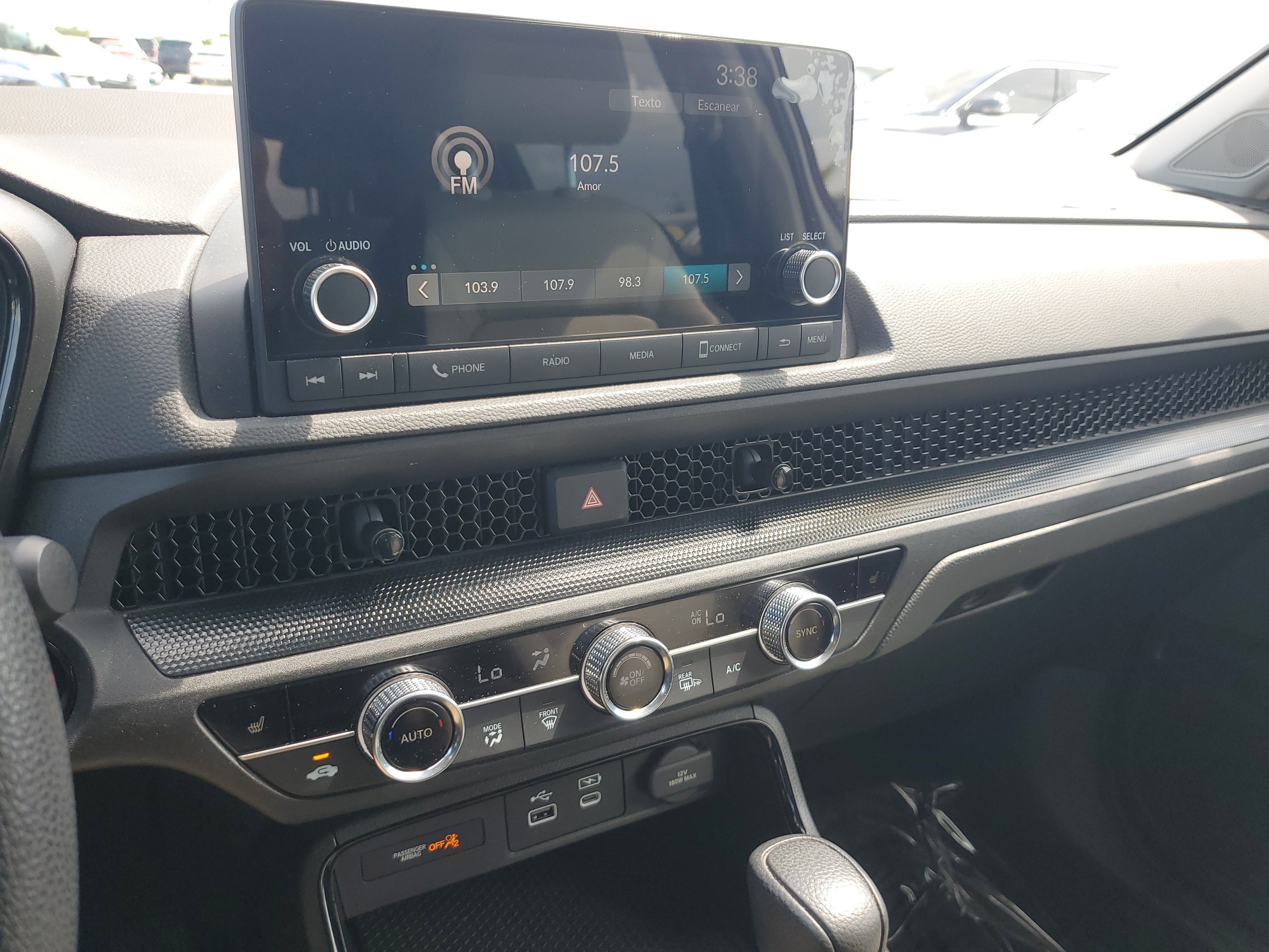 Used 2024 White Honda EX image 27