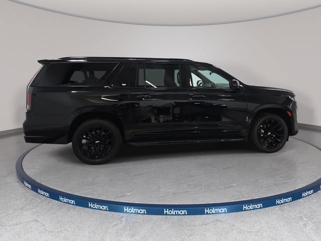 Certified Used 2022 Black Raven Cadillac Sport image 4