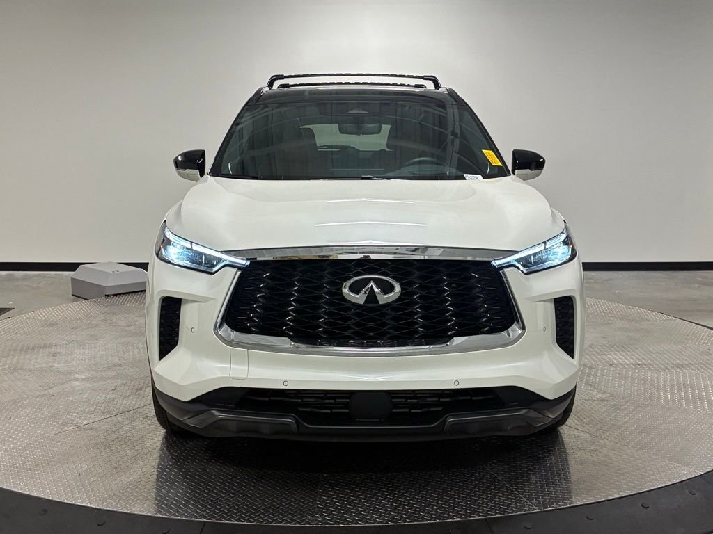 Used 2025 Black INFINITI Autograph image 10