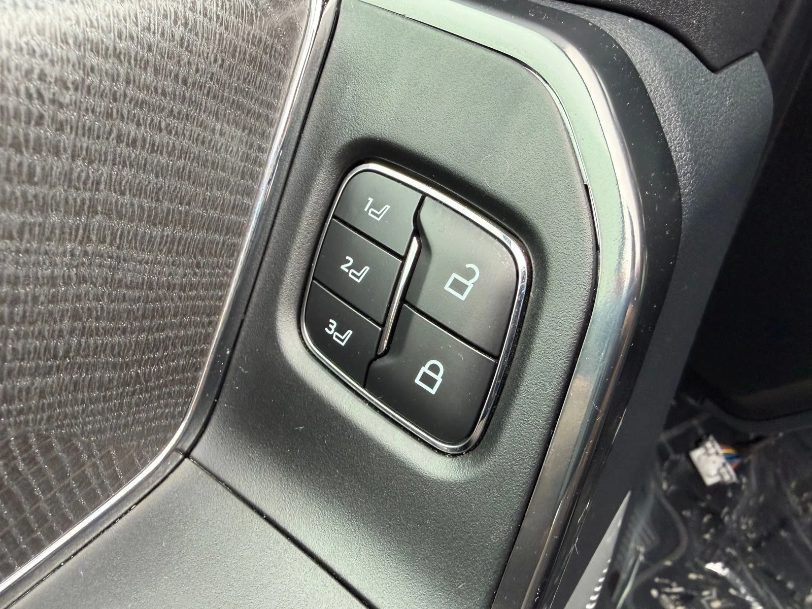 Used 2025 Black Ford Platinum image 16