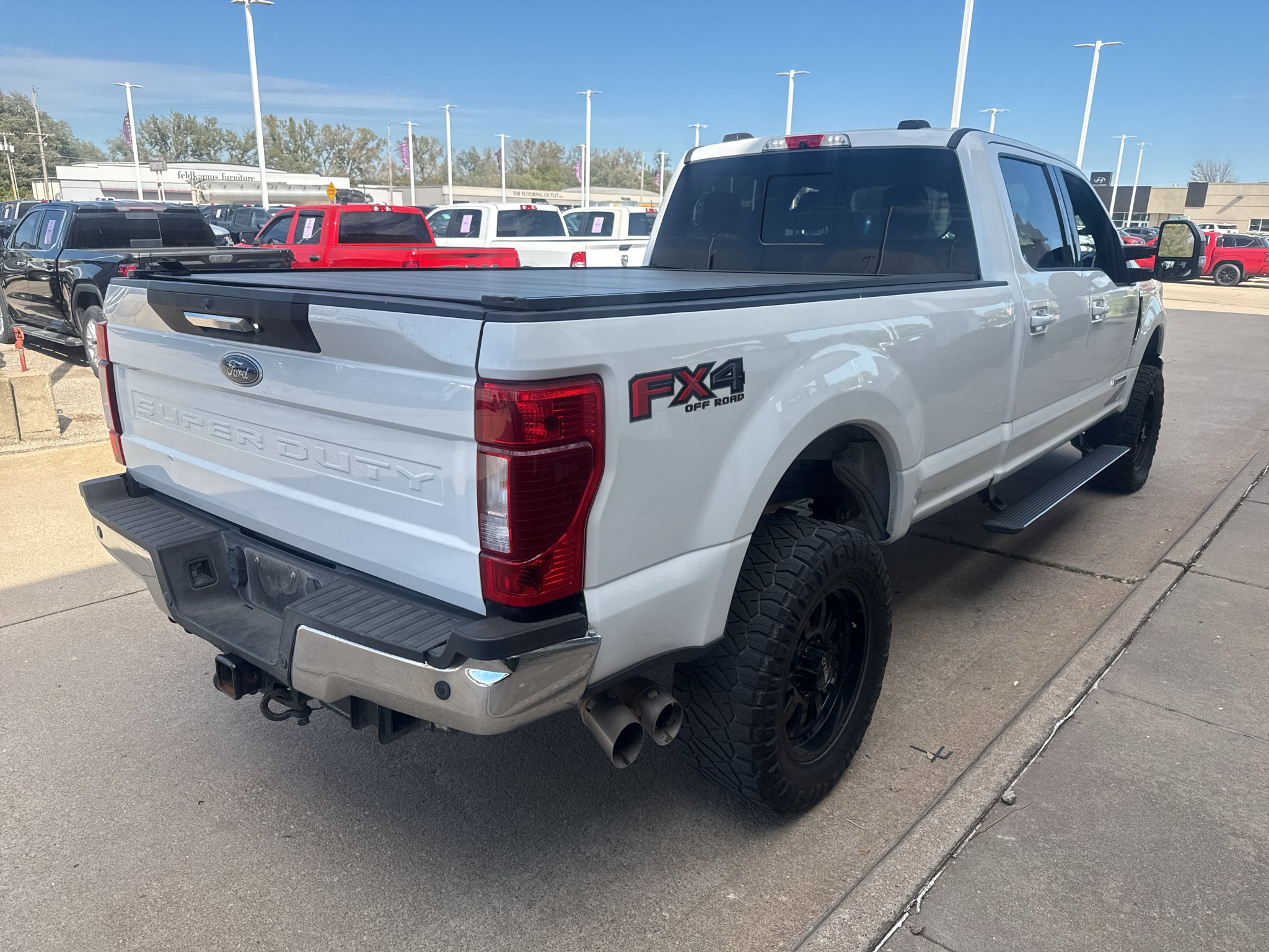 Used 2022 Oxford White Ford LARIAT image 6