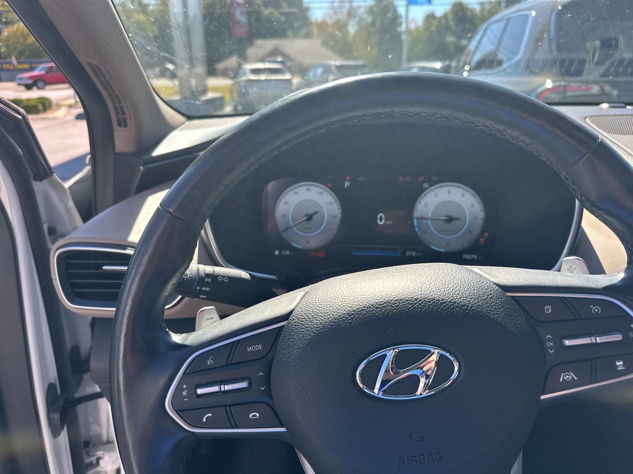 Used 2022 White Hyundai Limited image 7