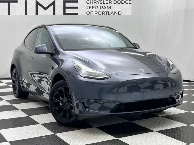 2023 Tesla Model Y Long Range