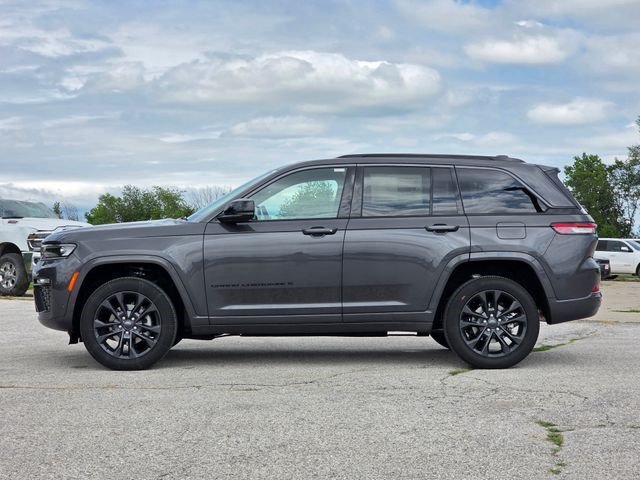 New 2026 Baltic Gray Metallic Clearcoat Jeep Limited Reserve image 4