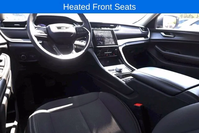 Used 2023 White Jeep Laredo image 6