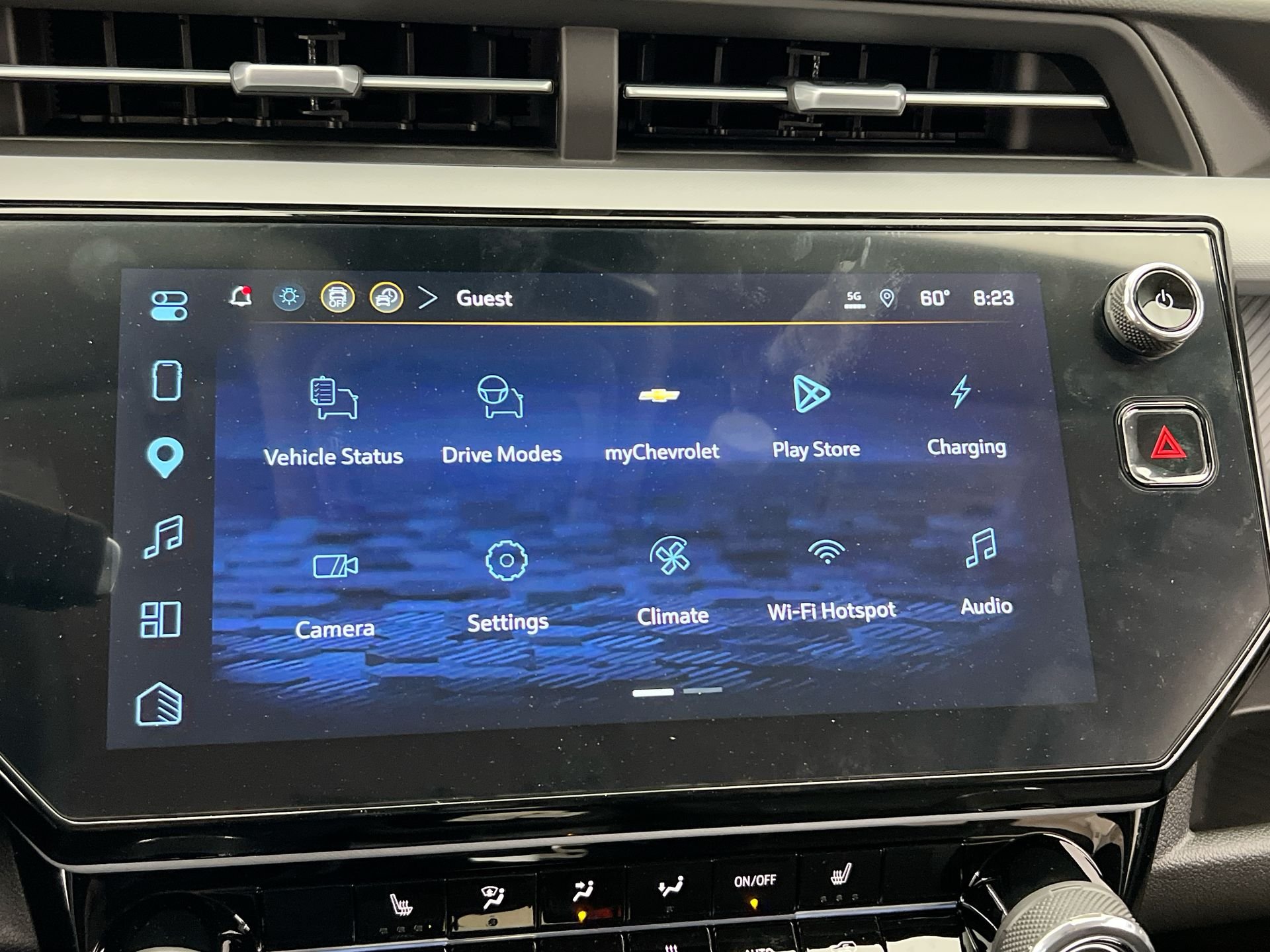 2027 Chevrolet Bolt LT - Photo 68