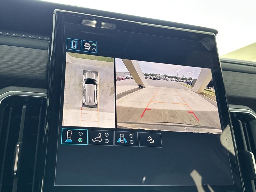 2026 GMC Acadia Denali - Photo 27