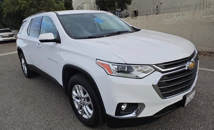 Used 2021 Chevrolet Traverse 1LT with VIN 1GNERGKWXMJ244834 for sale in Kansas City