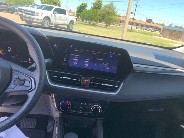 Used 2025 Gray Chevrolet LT image 22