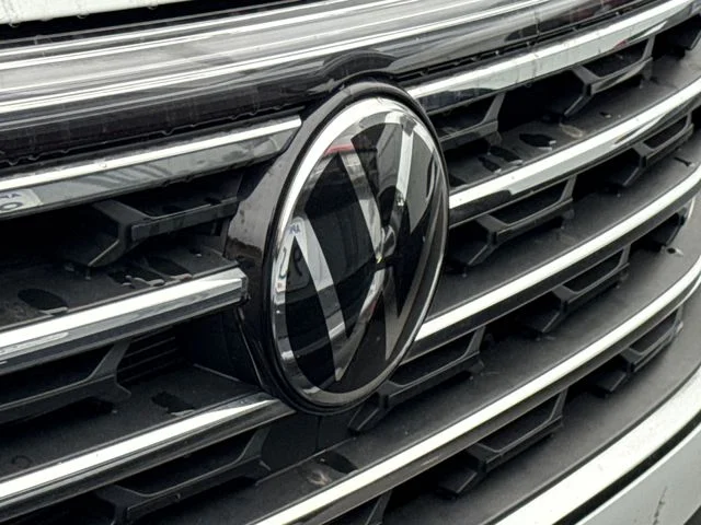 Certified Used 2025 Pure White Volkswagen 2.0T SE image 5