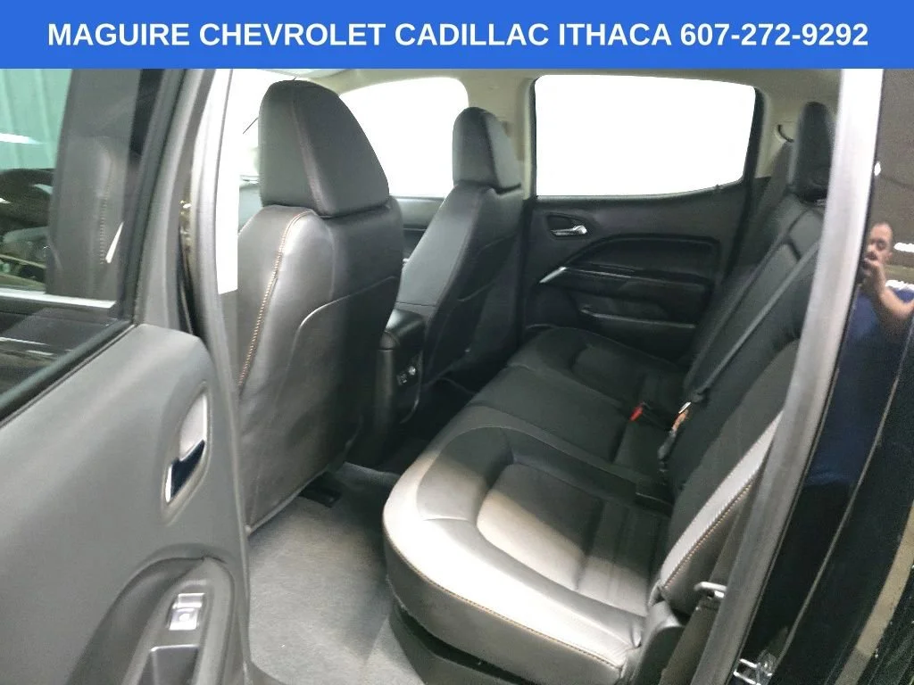Used 2022 Onyx Black GMC AT4 - Cloth image 29