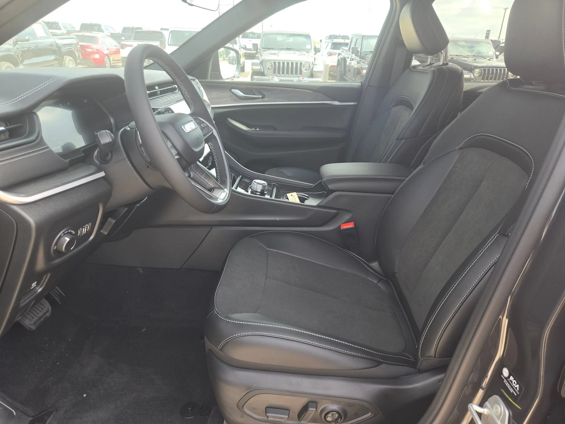 New 2026 Baltic Gray Metallic Clearcoat Jeep Laredo Altitude image 9