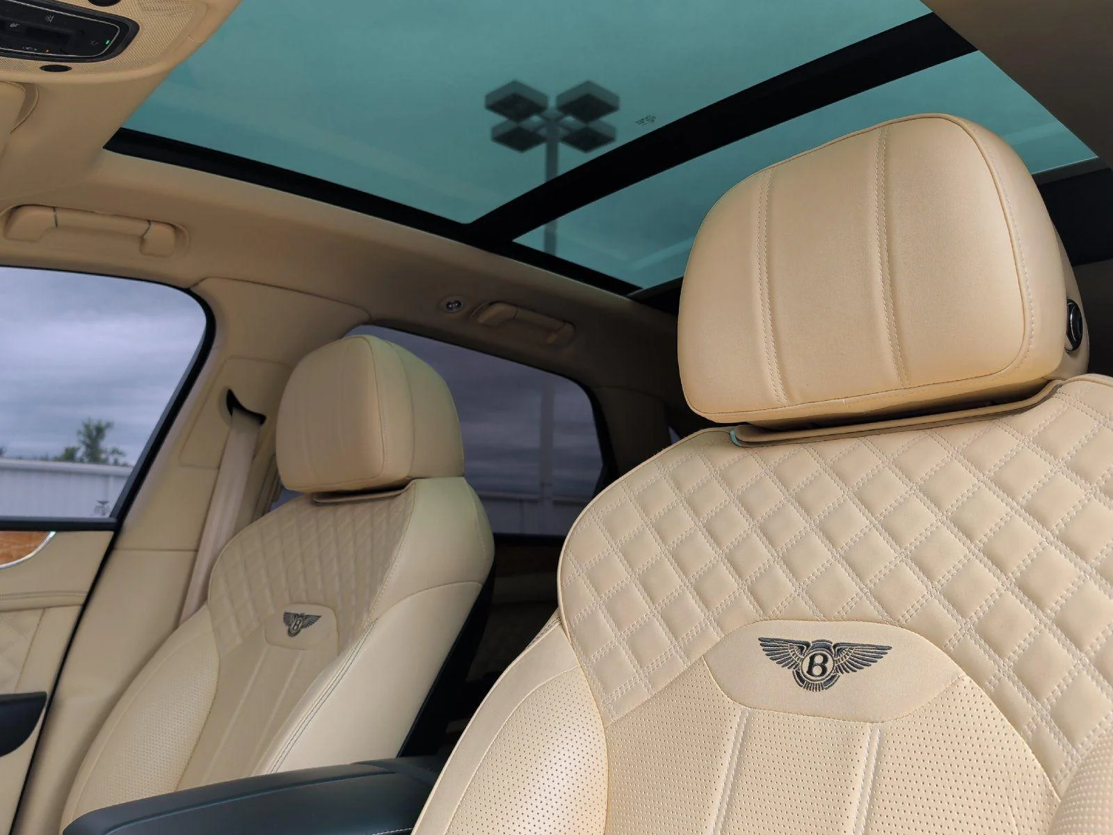 Used 2021 Apple Green Bentley Speed image 38