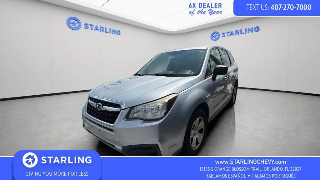 Used 2017 Silver Subaru 2.5i image 1