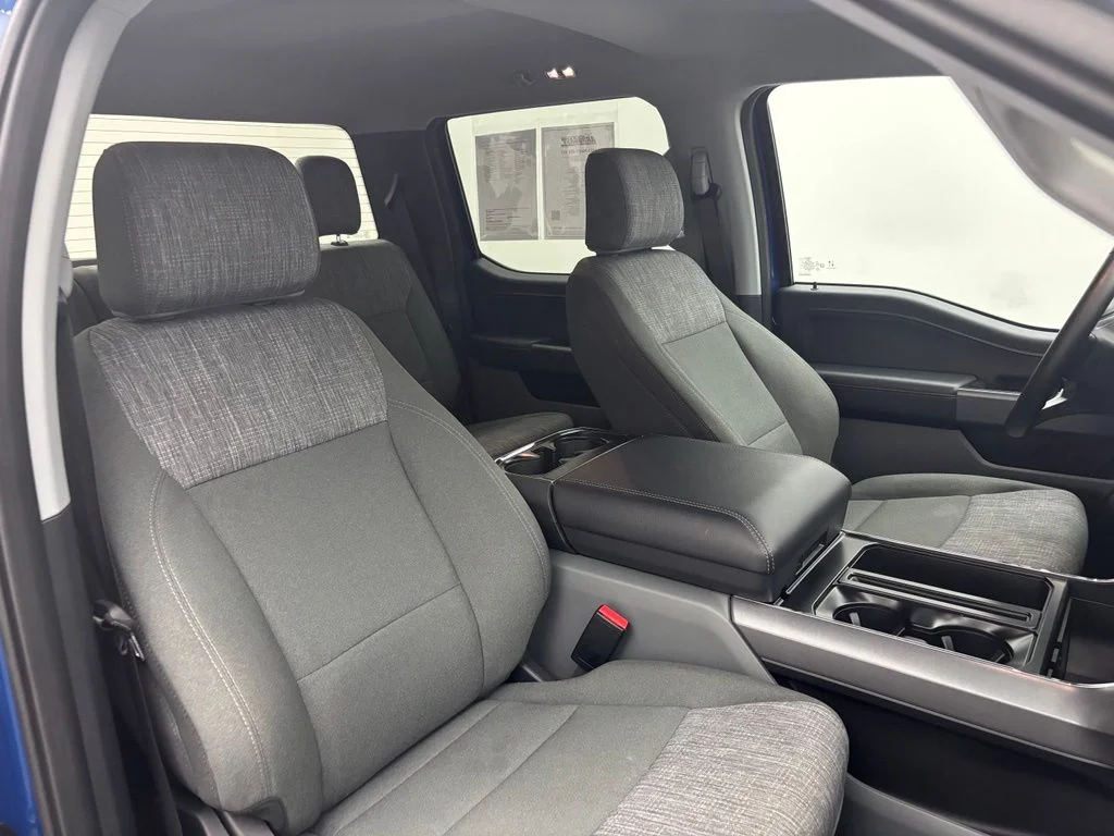 Used 2023 Blue Ford XLT image 32