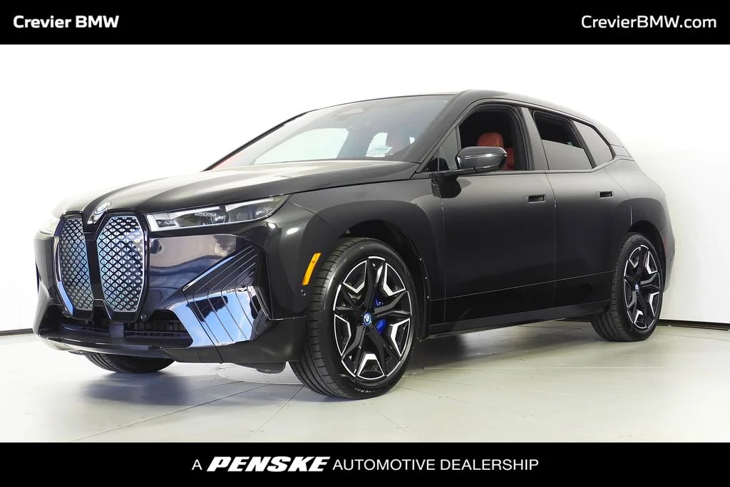 2023 BMW iX xDrive50's photo