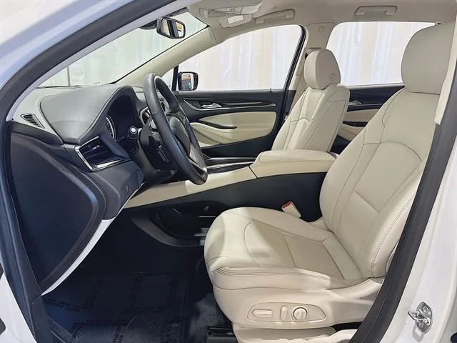 Used 2024 White Frost Tricoat Buick Essence image 50