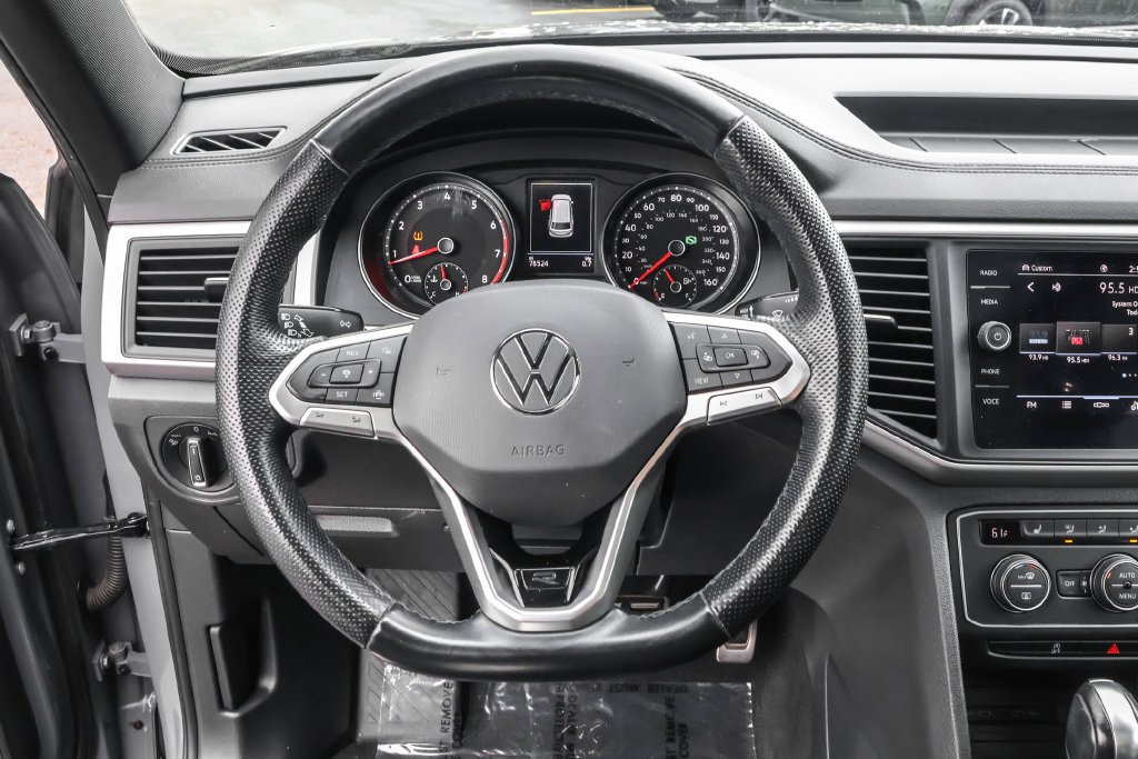 Used 2021 Gray Volkswagen 3.6L V6 SE w/Technology R-Line image 20