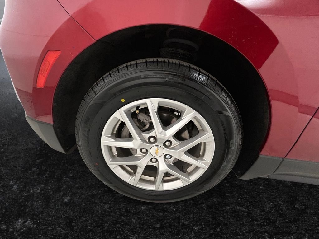 Used 2024 Red Chevrolet LT image 27