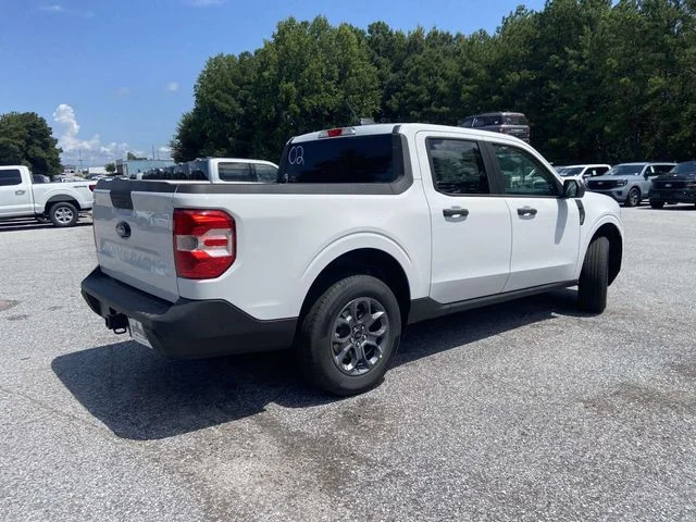 New 2026 White Ford XLT image 3
