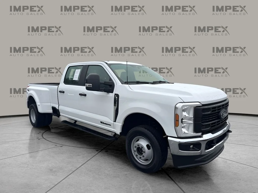 Used 2024 White Ford XL image 7