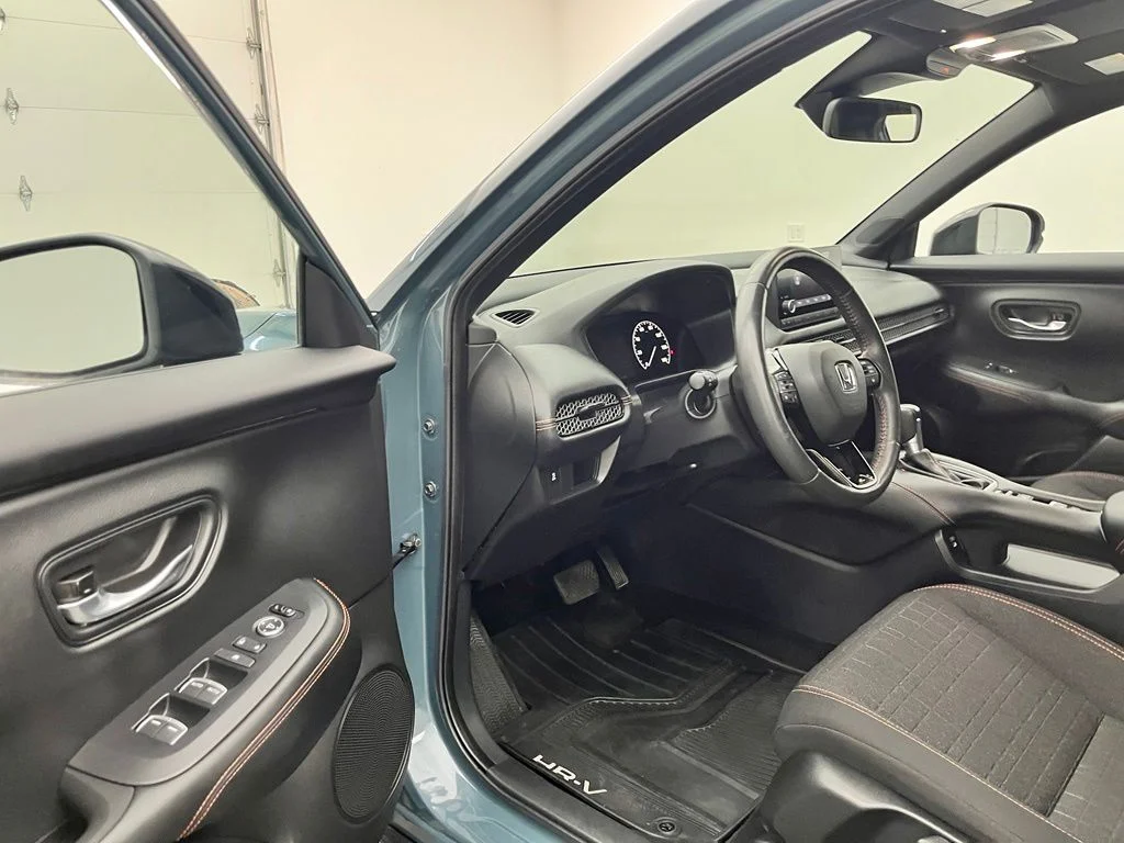 Used 2024 Blue Honda Sport image 16