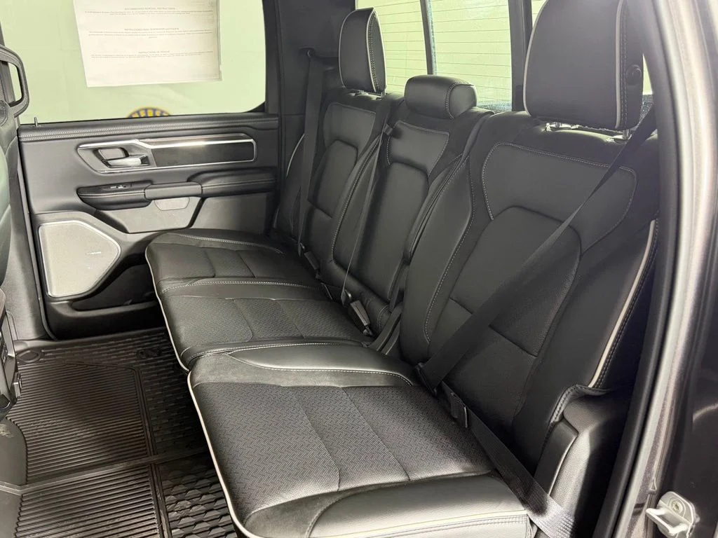 New 2026 Granite Crystal Metallic Clear-Coat Exterior Paint RAM Laramie image 14