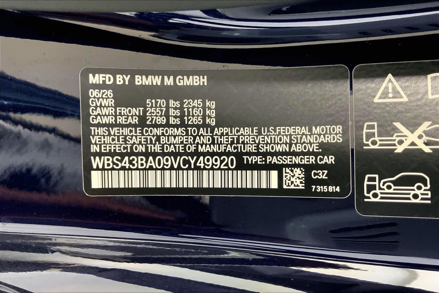 New 2027 Tanzanite Blue II Metallic BMW Competition xDrive image 21