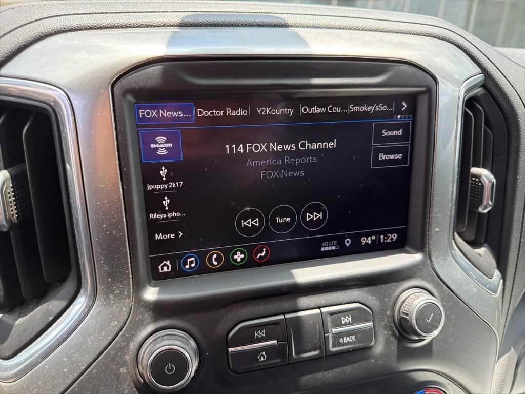 Used 2019 SUMMIT WHITE Chevrolet LT image 10