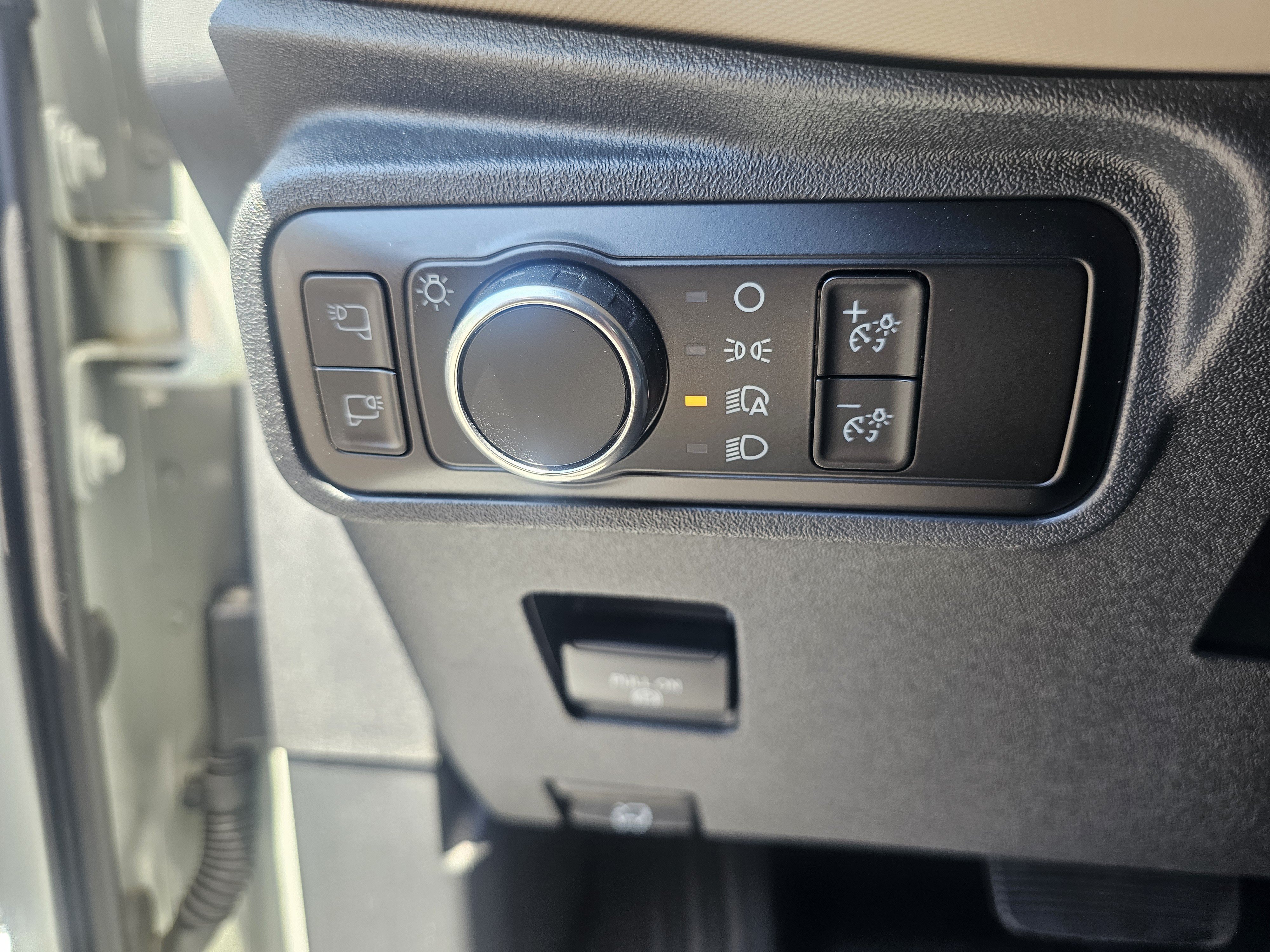 Used 2023 Cactus Gray Ford Wildtrak image 13