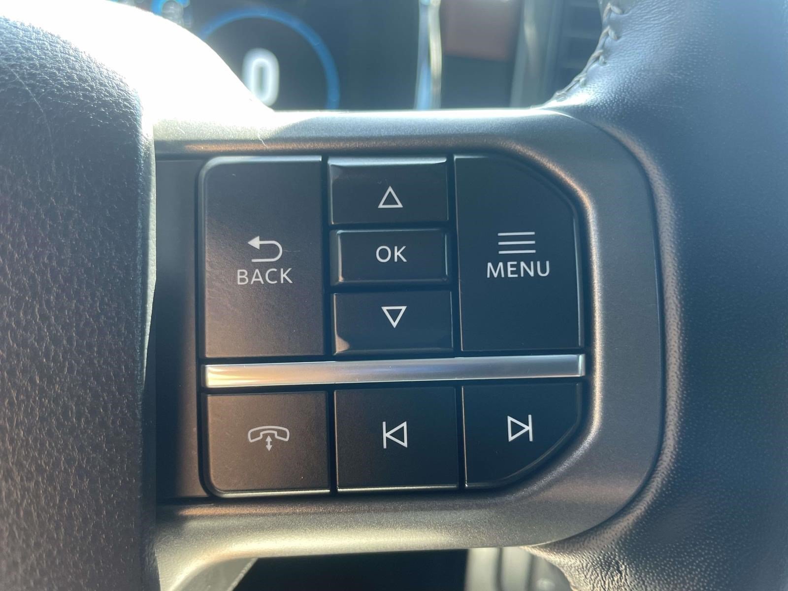 Used 2022 Blue Ford LARIAT image 22