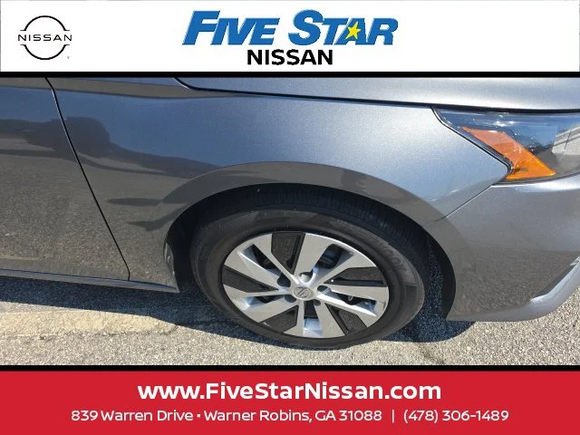 Used 2022 Gray Nissan 2.5 S image 5